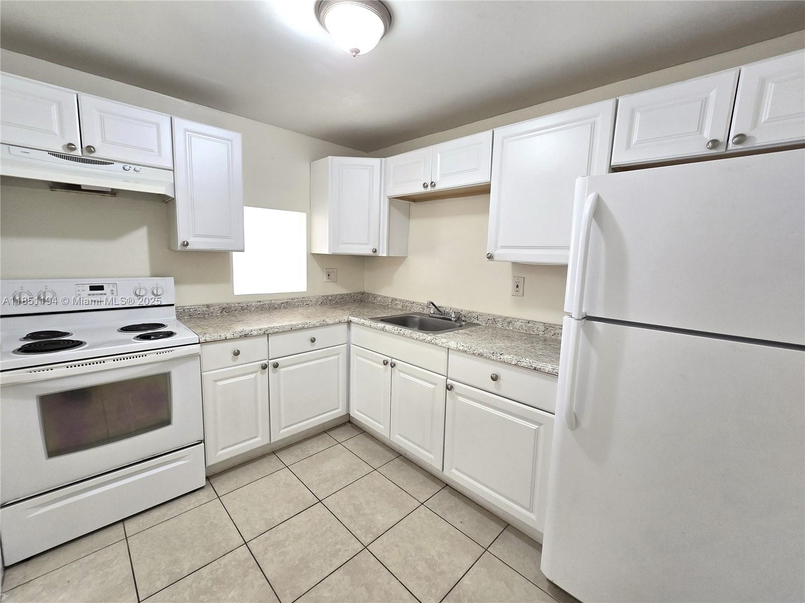 4334 NW 9th Ave 9-1B