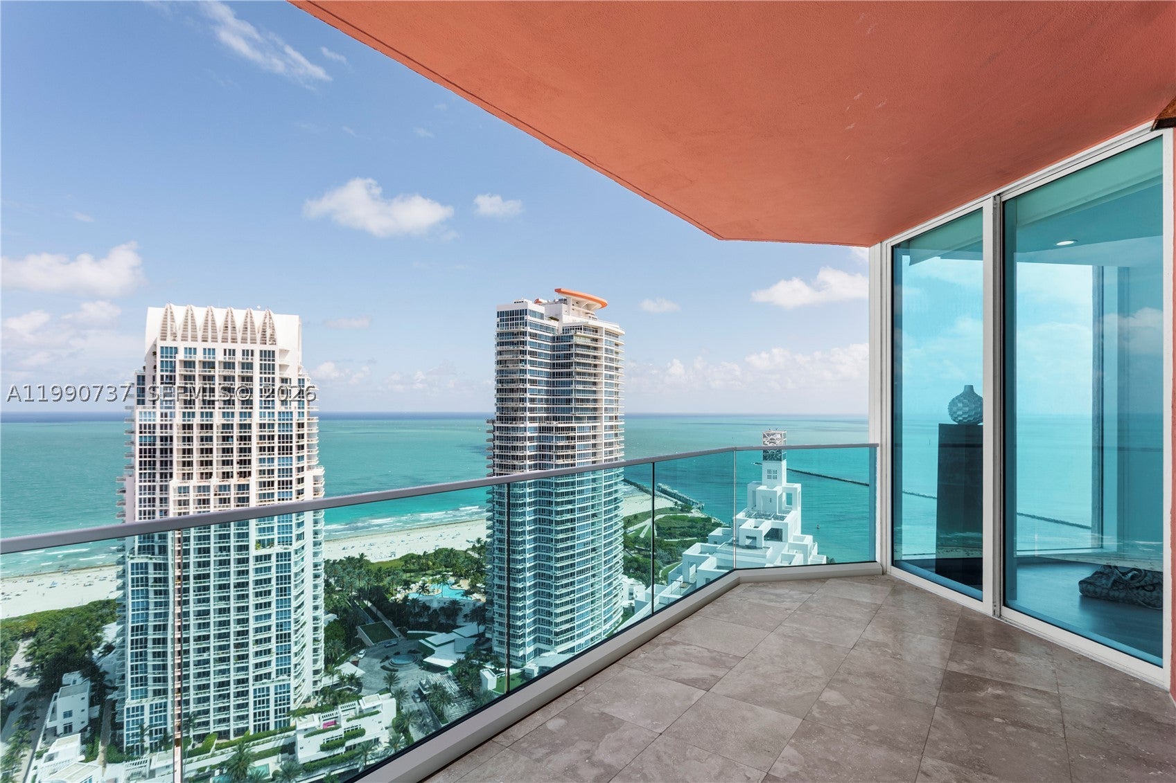 300 S Pointe Dr 3405