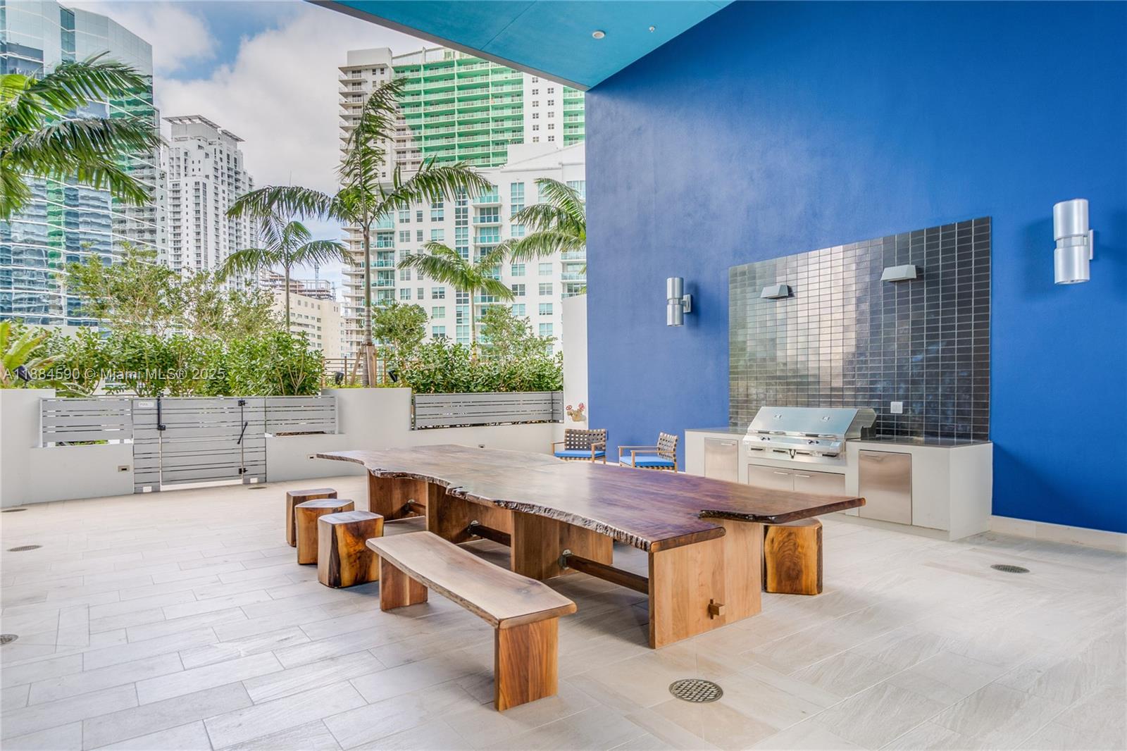 BRICKELLHOUSE CONDO - Residential
