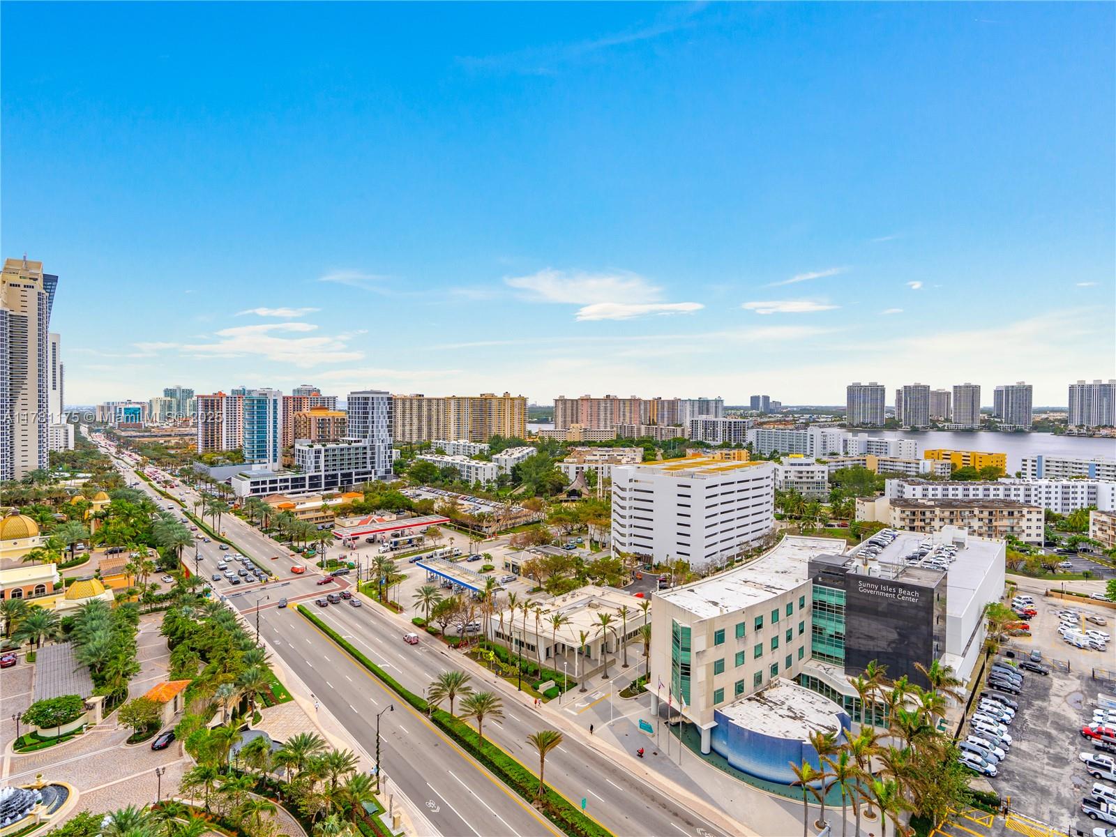 TRUMP INTERNATIONAL SONES - Residential