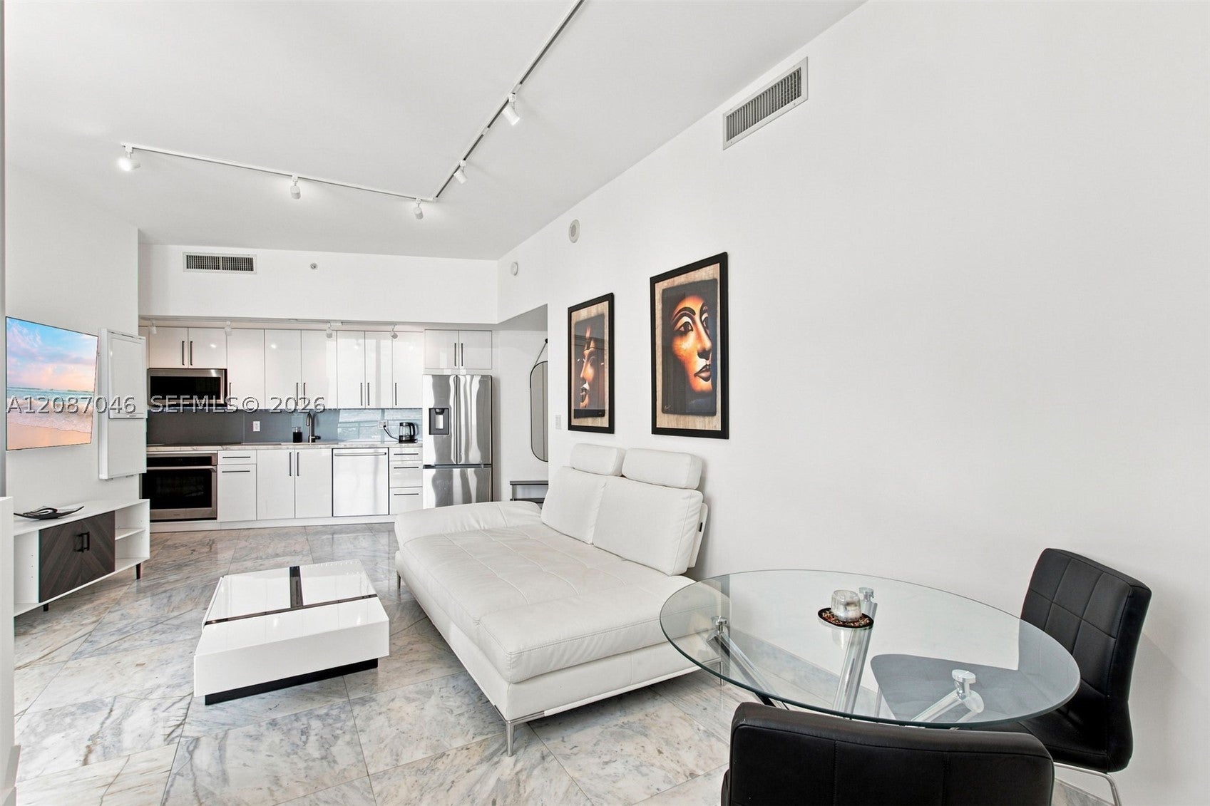 92 SW 3rd St 5106