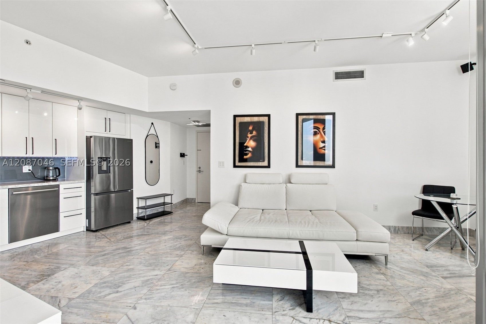 92 SW 3rd St 5106