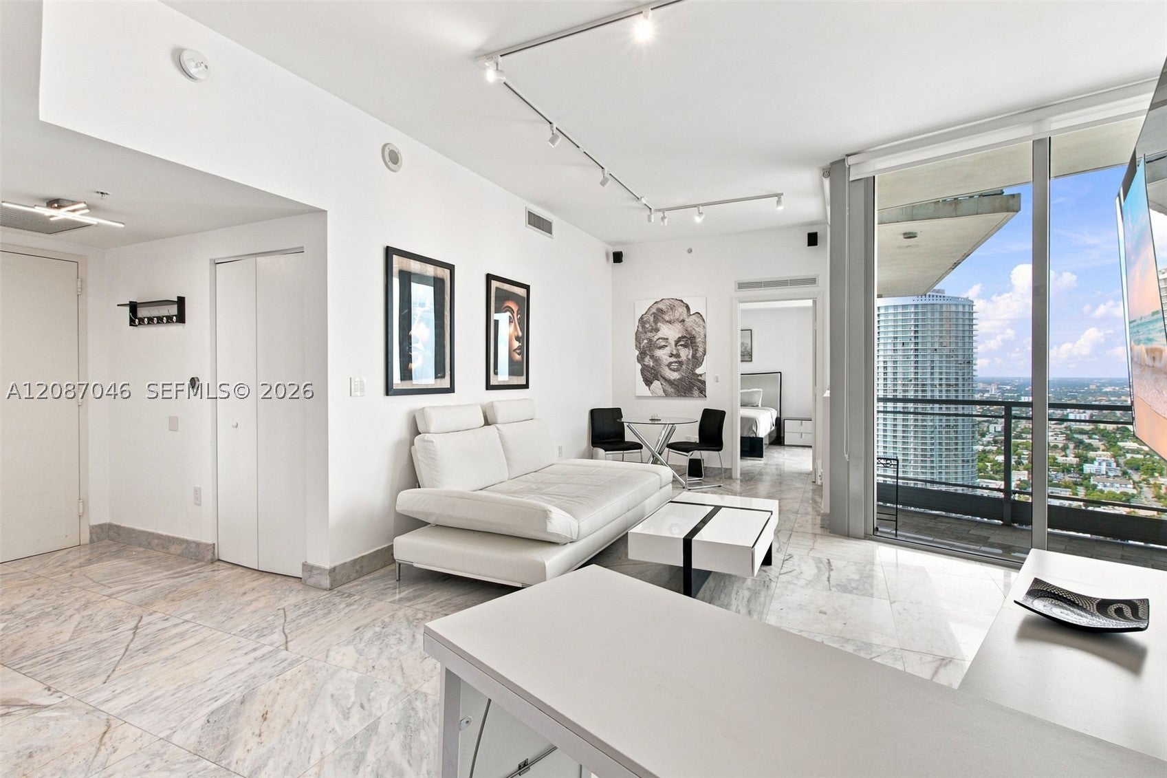 92 SW 3rd St 5106