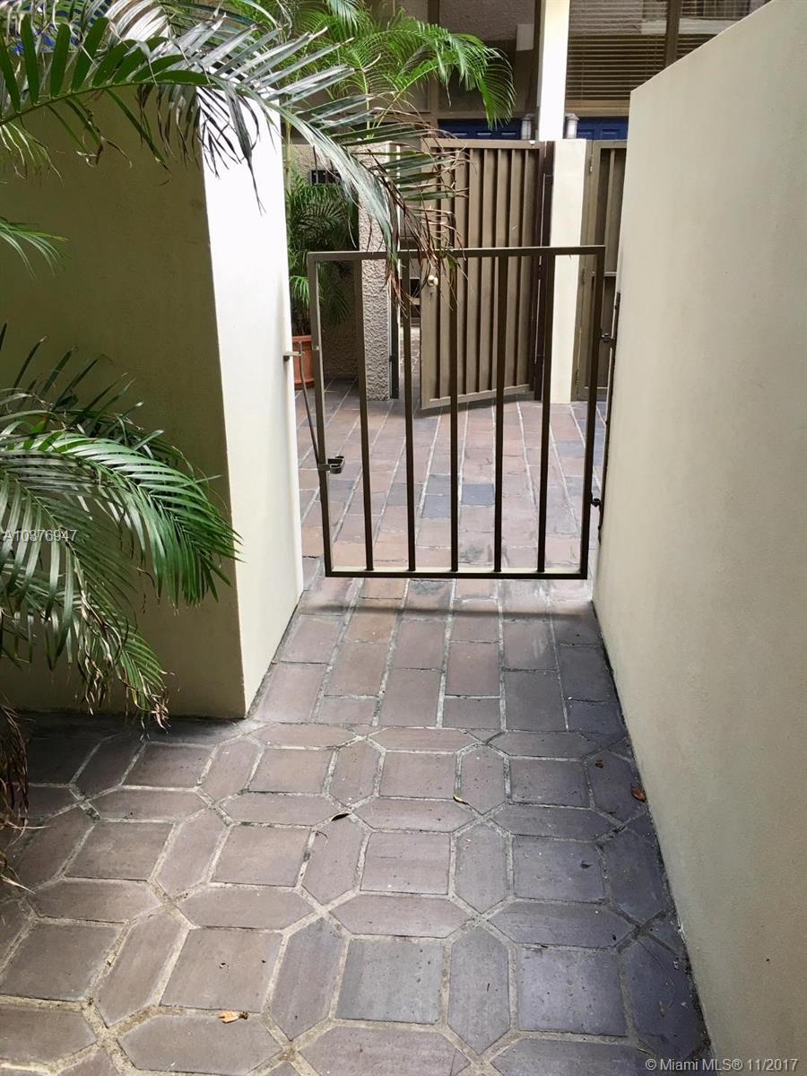 COCONUT GROVE APT CONDO - Residential Lease