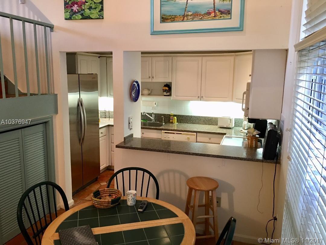 COCONUT GROVE APT CONDO - Residential Lease