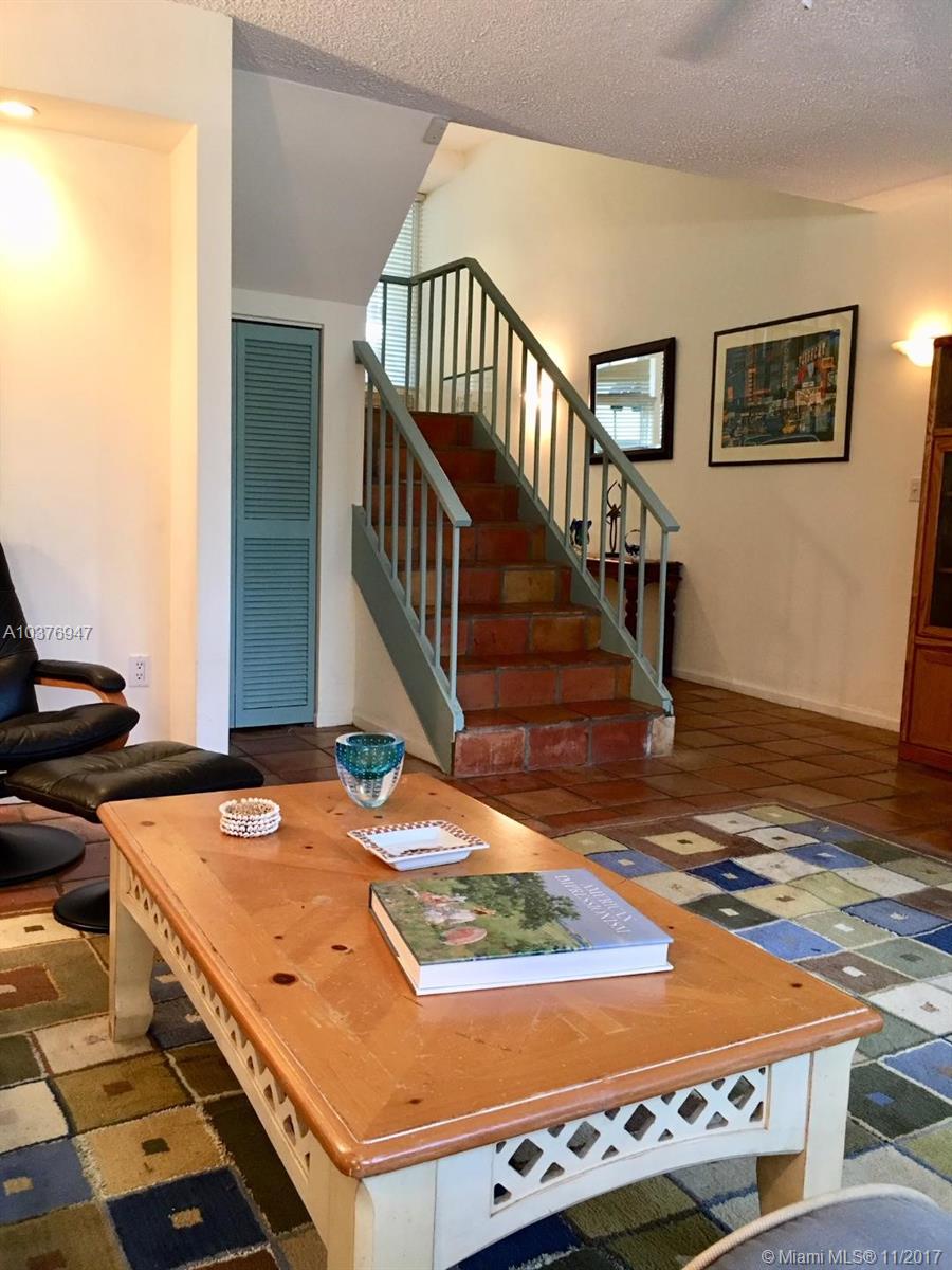 COCONUT GROVE APT CONDO - Residential Lease