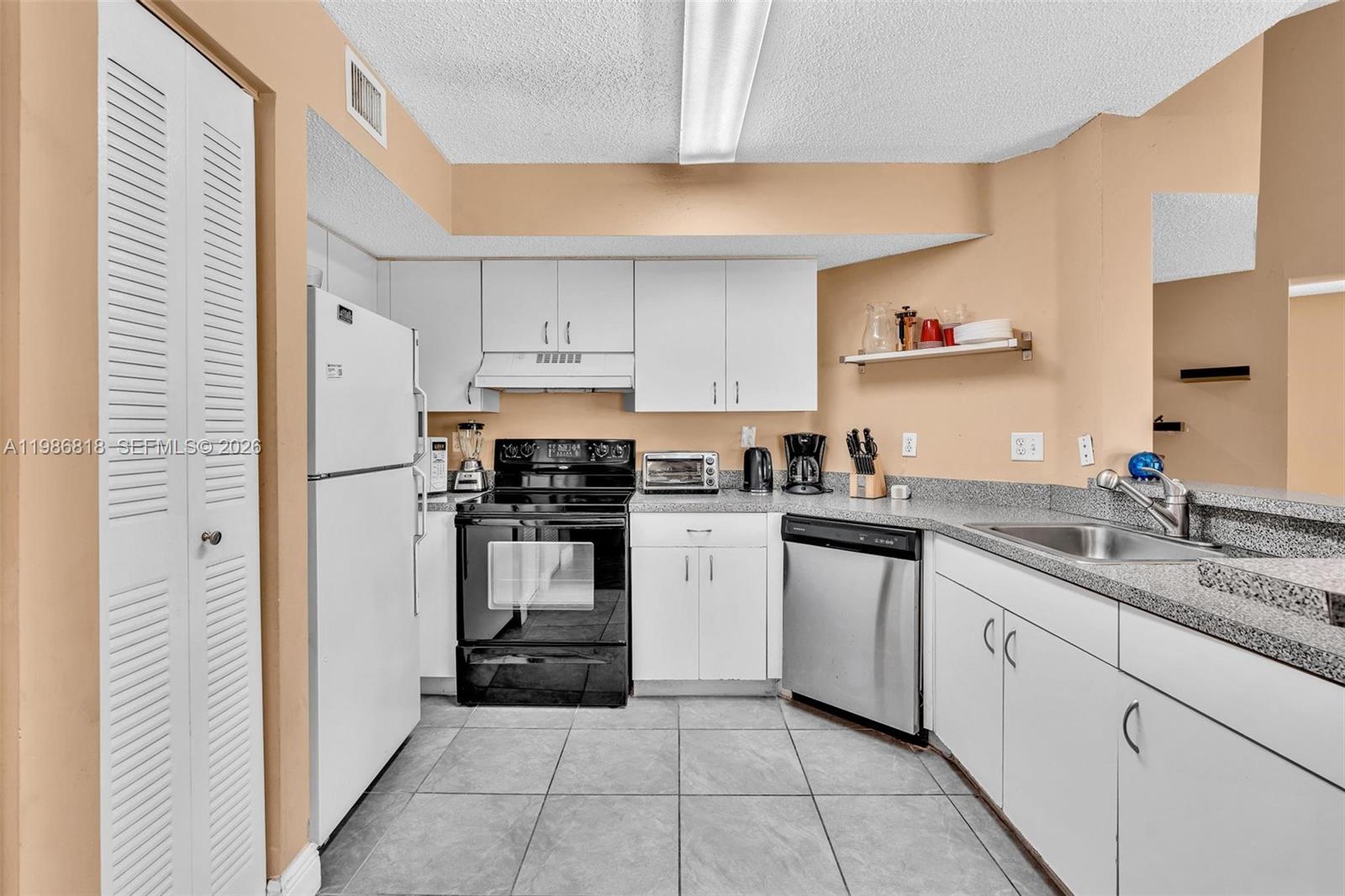 PARAGON PLANTATION CONDO - Residential