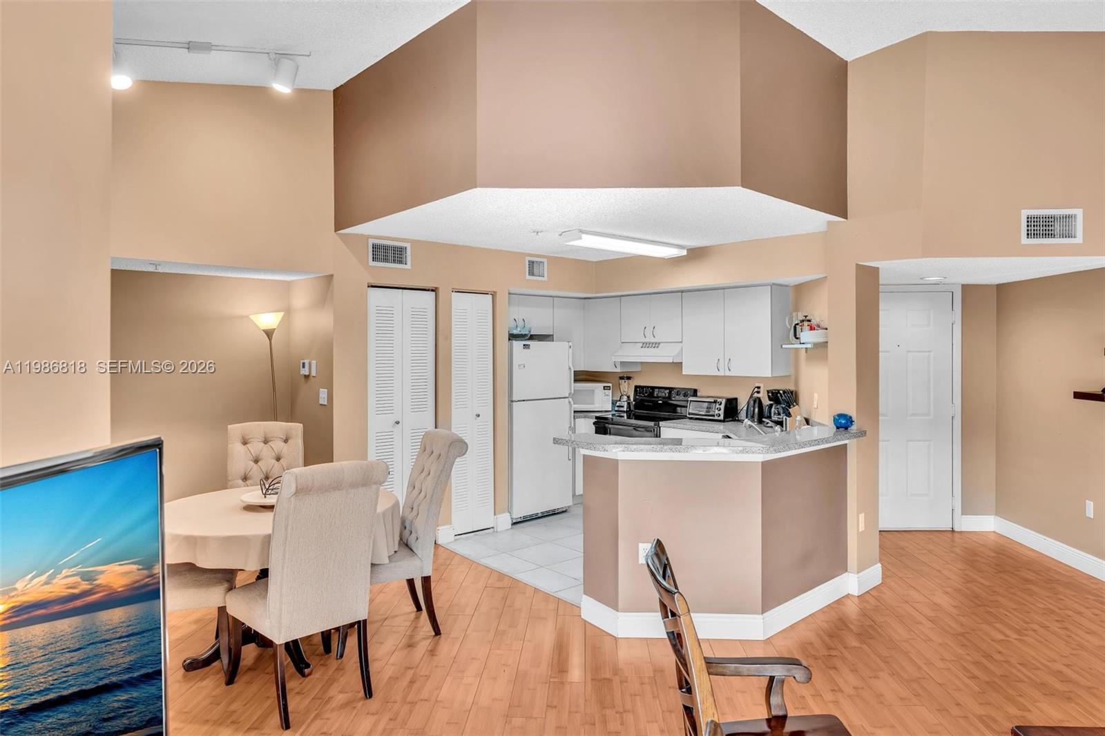 PARAGON PLANTATION CONDO - Residential