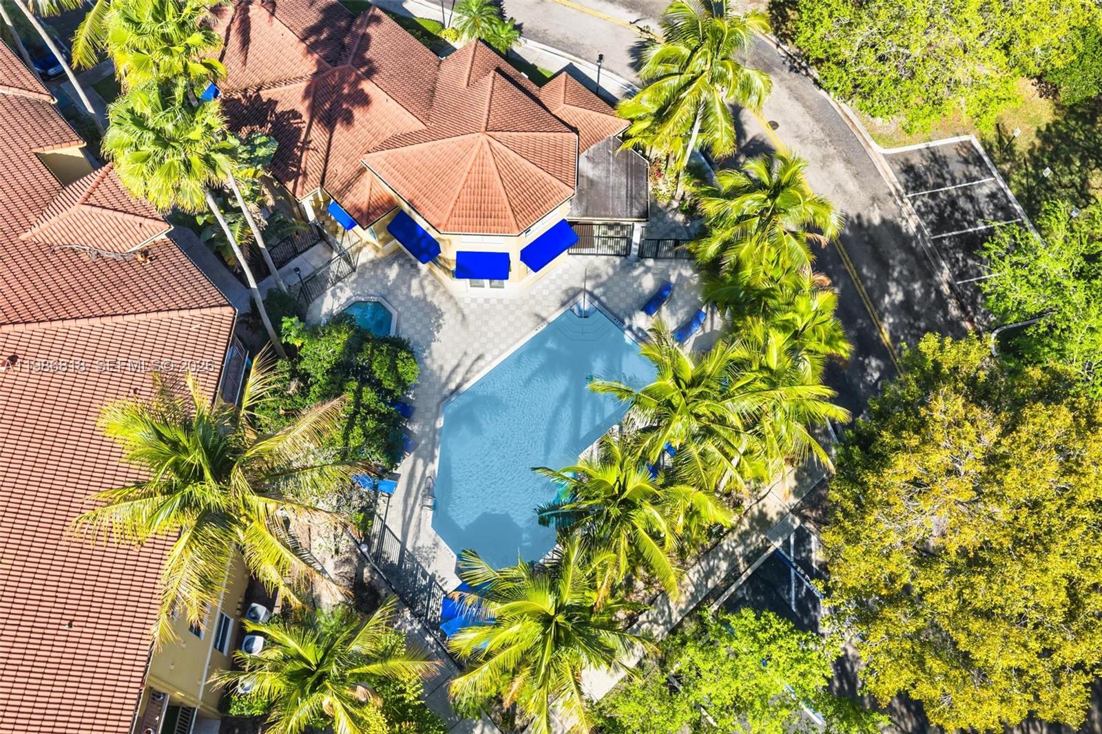 PARAGON PLANTATION CONDO - Residential