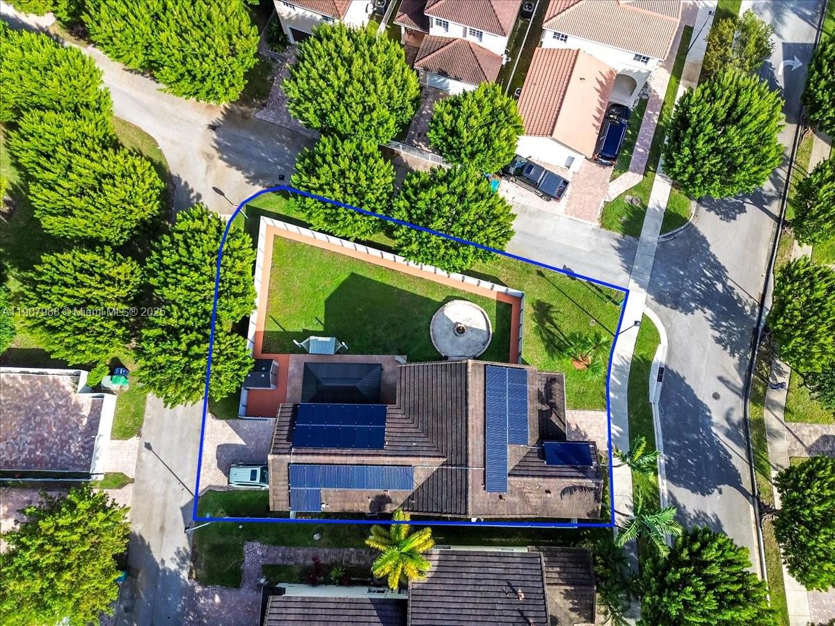 MANDARIN LAKES - Residential