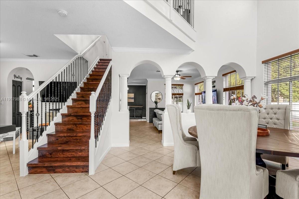 MANDARIN LAKES - Residential