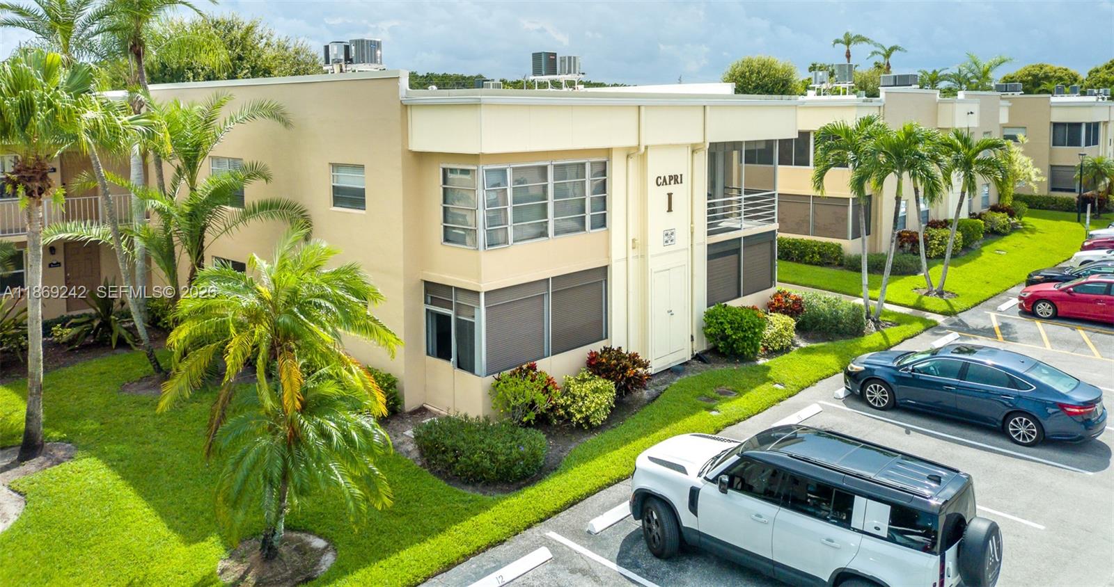 KINGS POINT CAPRI CONDOS - Residential