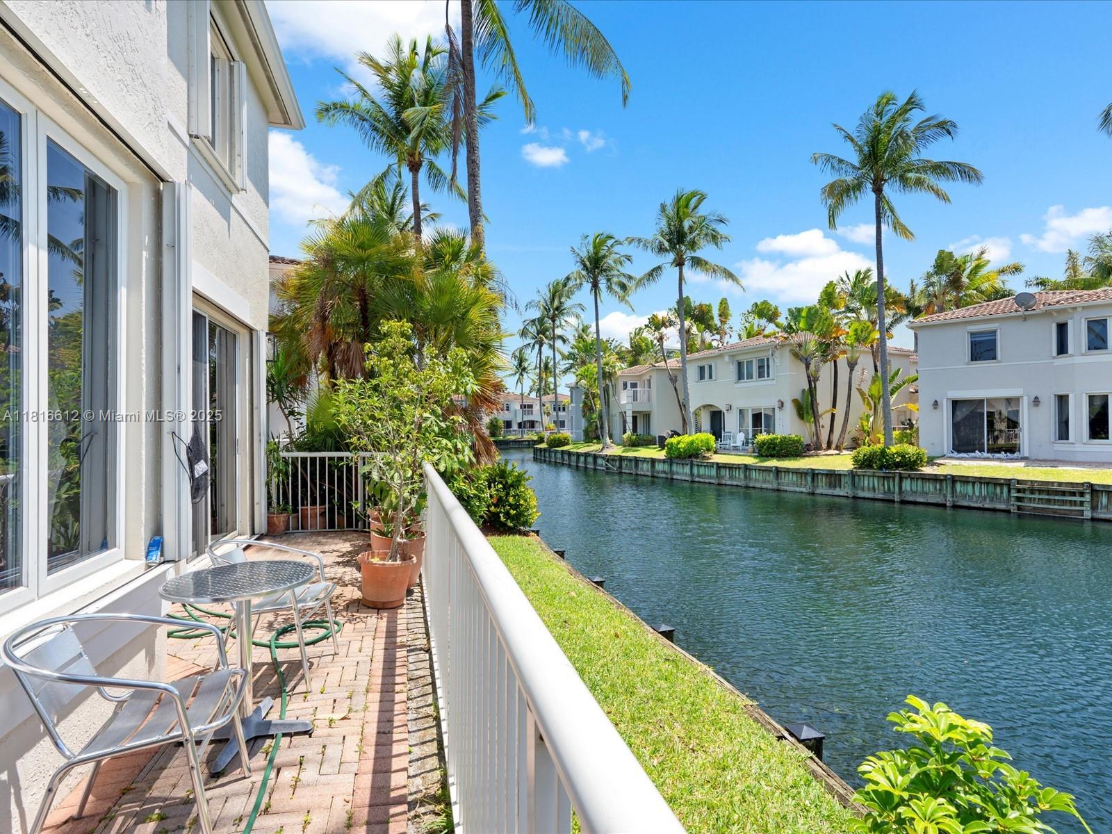 AVENTURA LAKES PHASE 1 - Residential