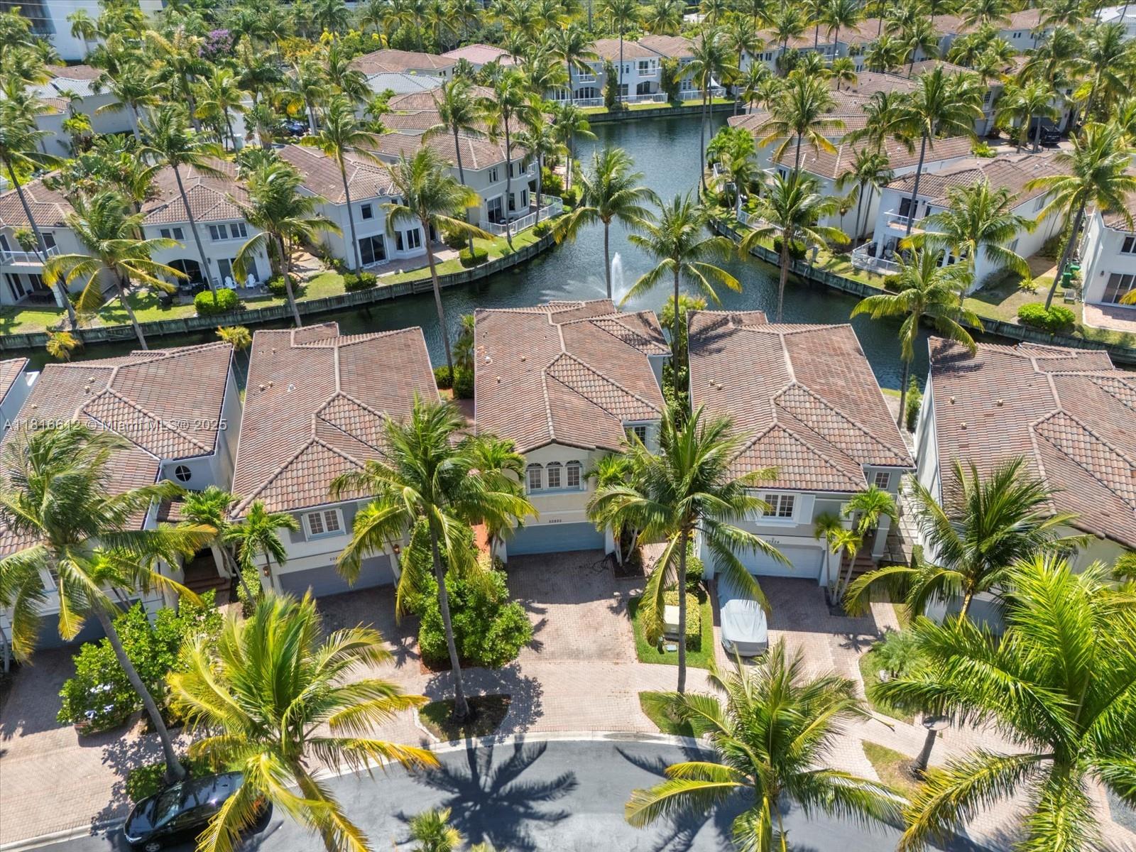 AVENTURA LAKES PHASE 1 - Residential