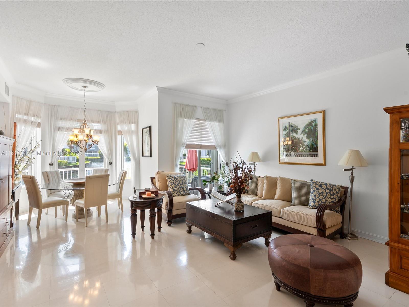 AVENTURA LAKES PHASE 1 - Residential