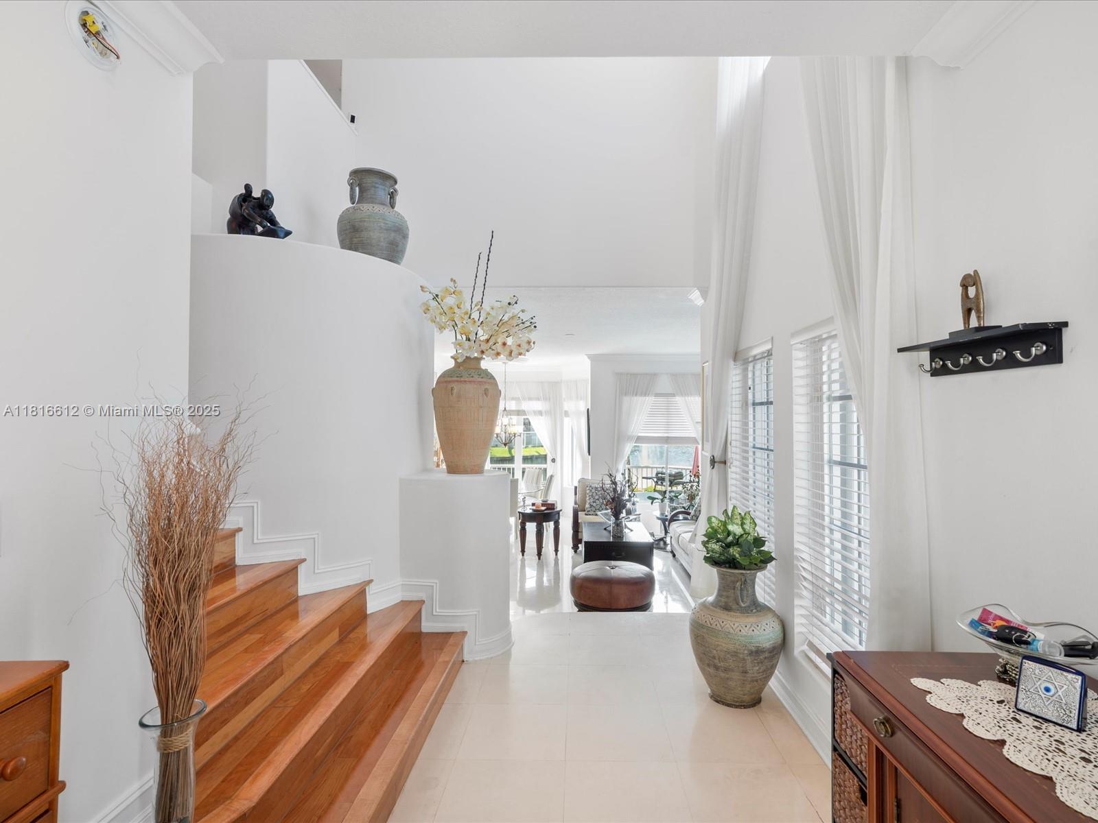 AVENTURA LAKES PHASE 1 - Residential