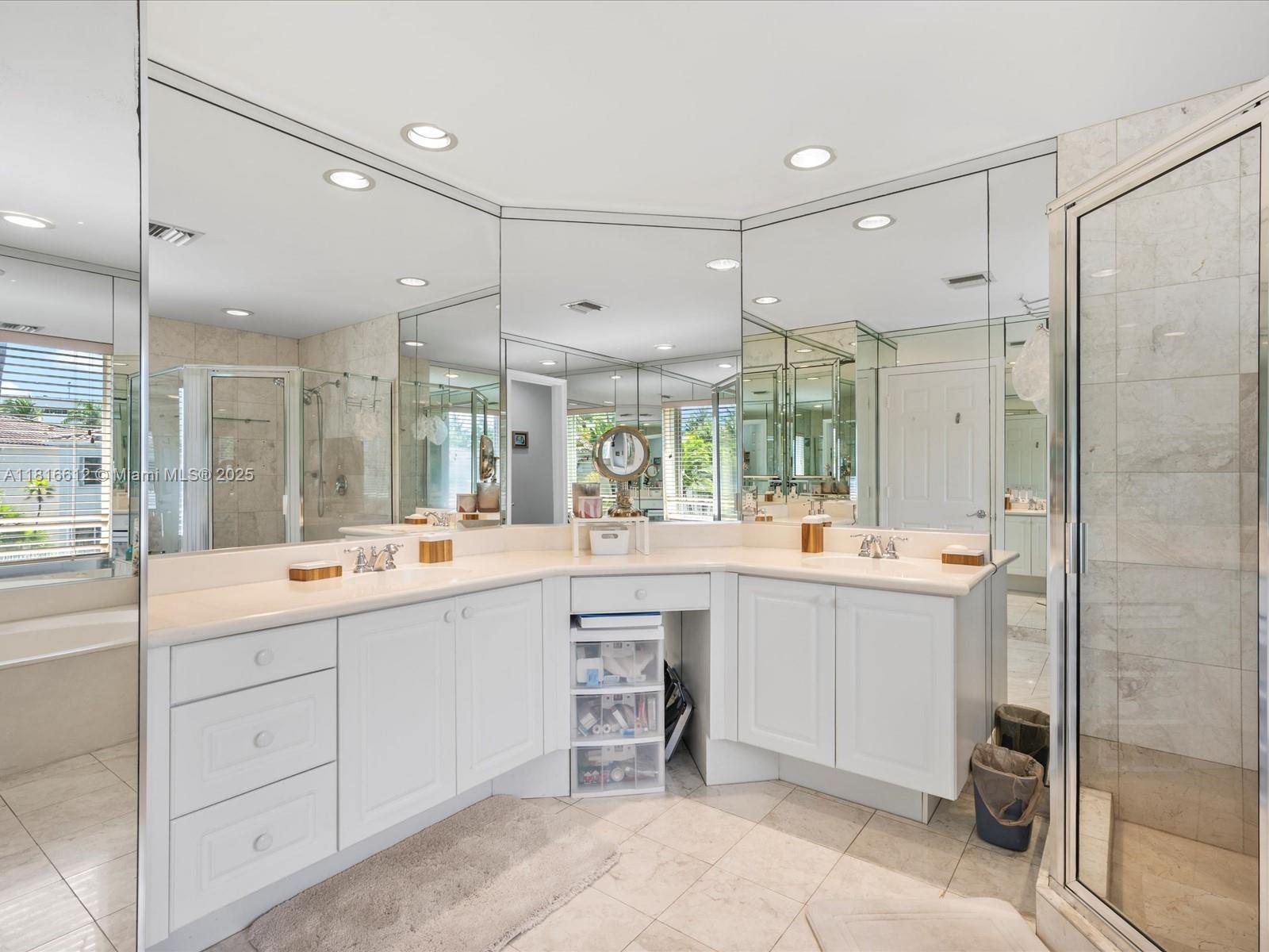 AVENTURA LAKES PHASE 1 - Residential