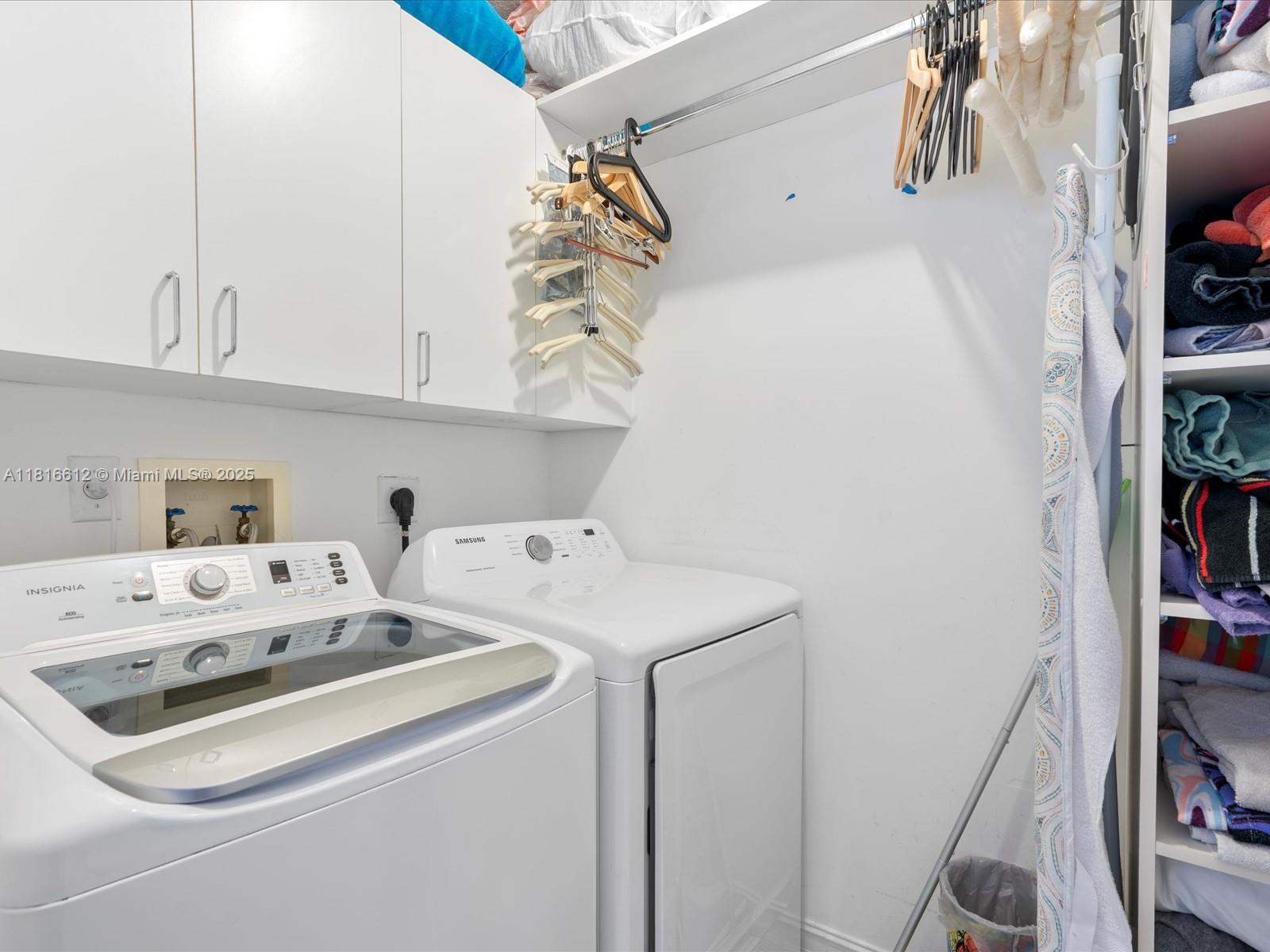 AVENTURA LAKES PHASE 1 - Residential