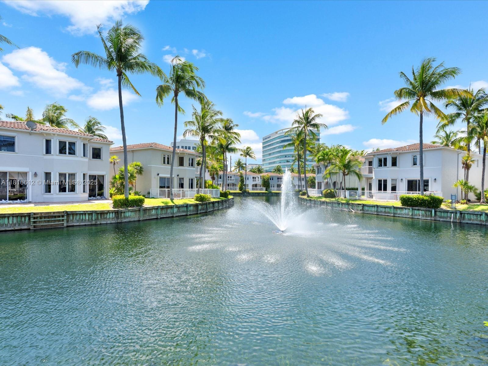 AVENTURA LAKES PHASE 1 - Residential