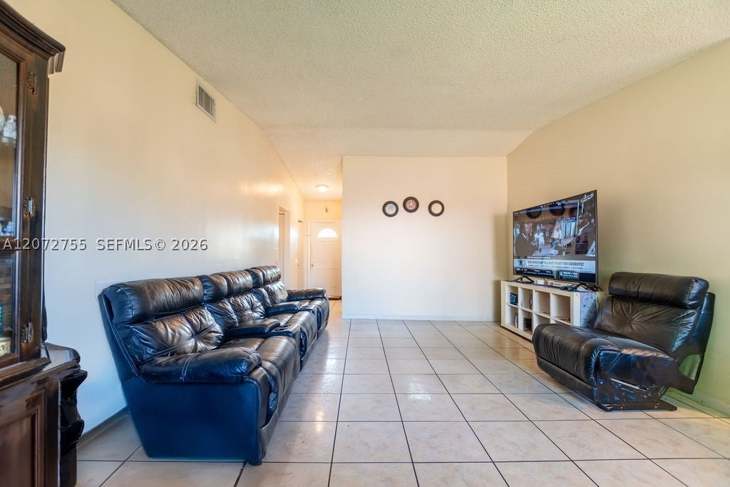 20404 NW 27th Ct, Miami Gardens FL 33056