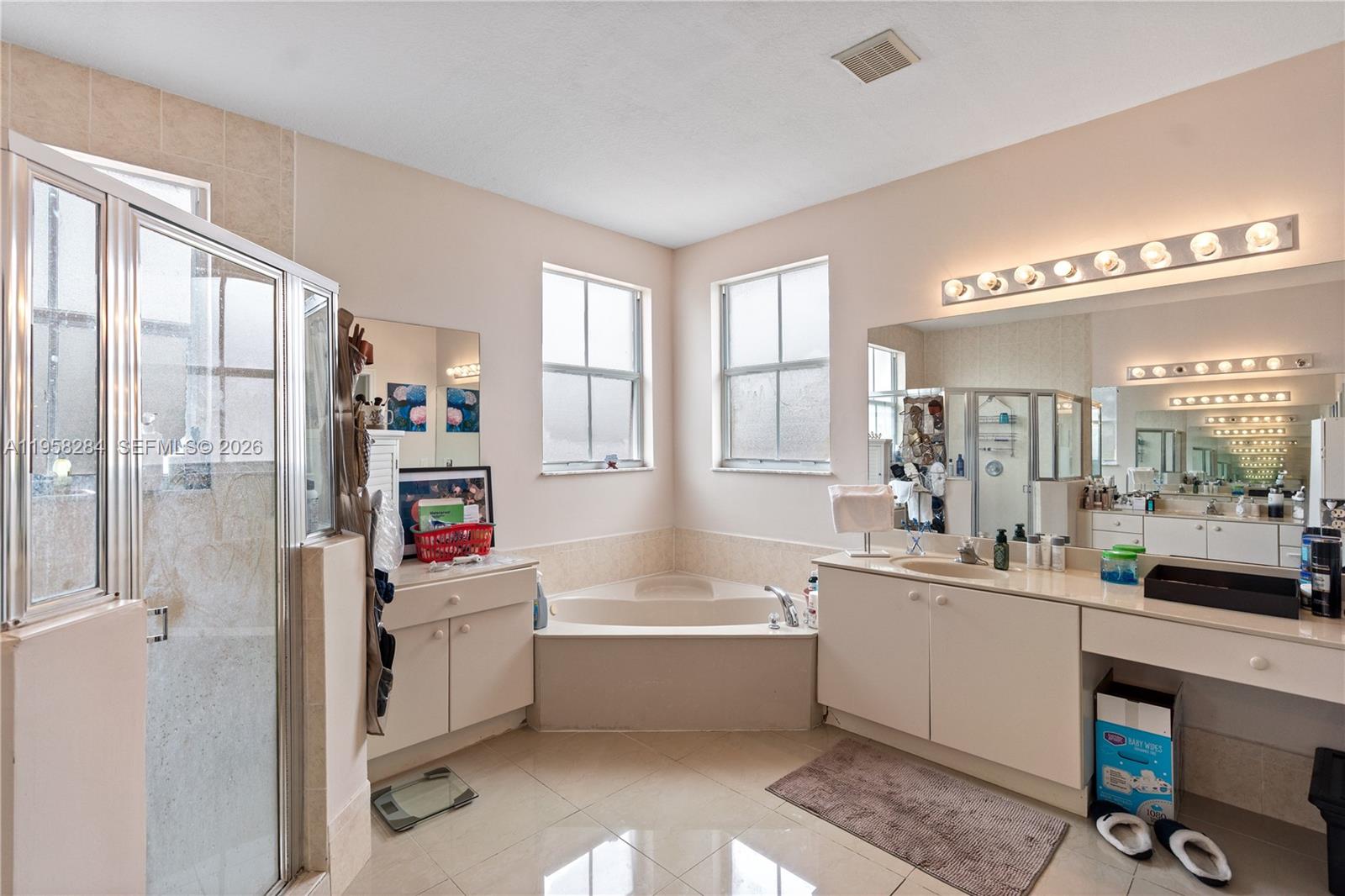 CENTURY GARDENS - Residential