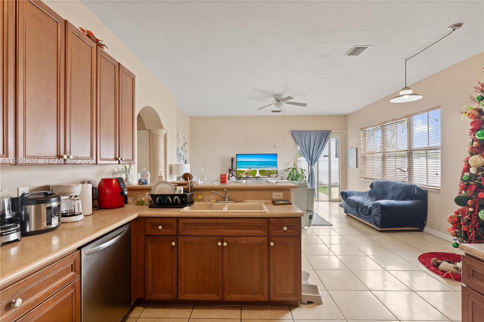 CENTURY GARDENS - Residential