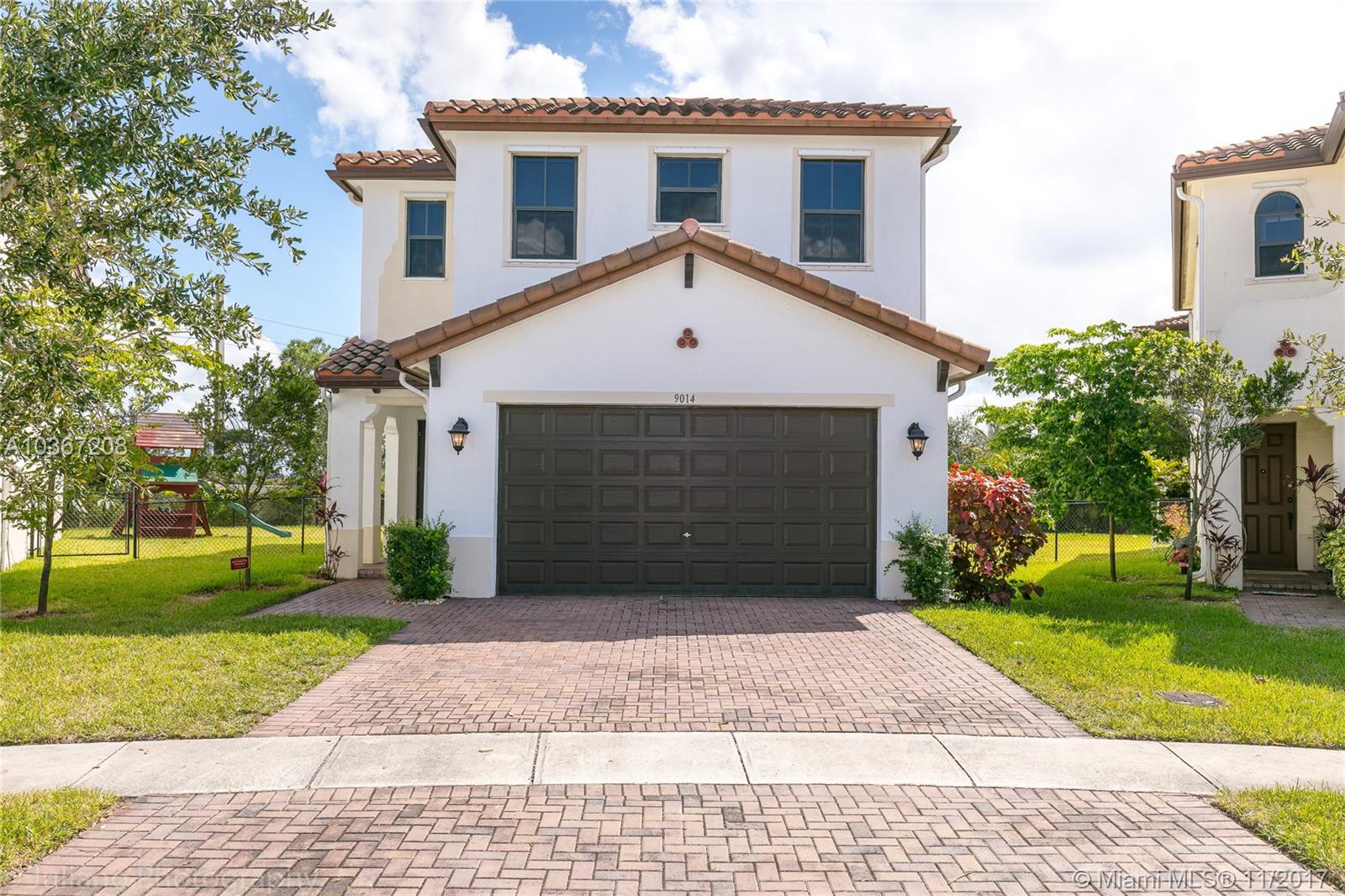 FOXCROFT HOMES - Residential