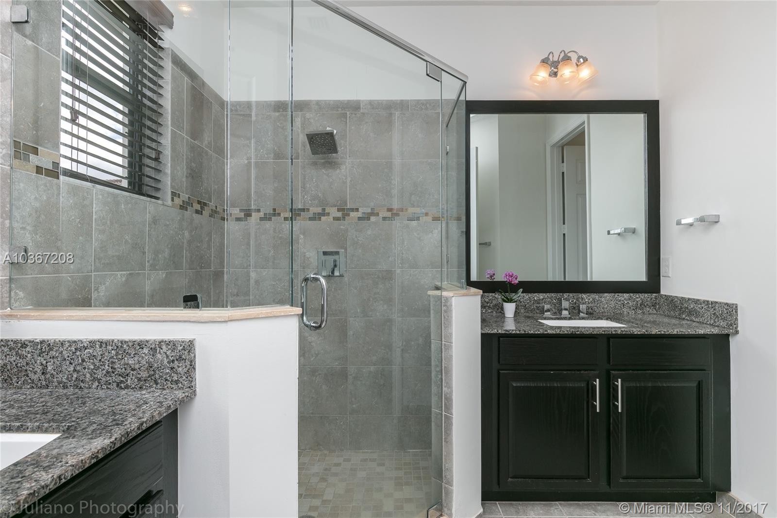 FOXCROFT HOMES - Residential