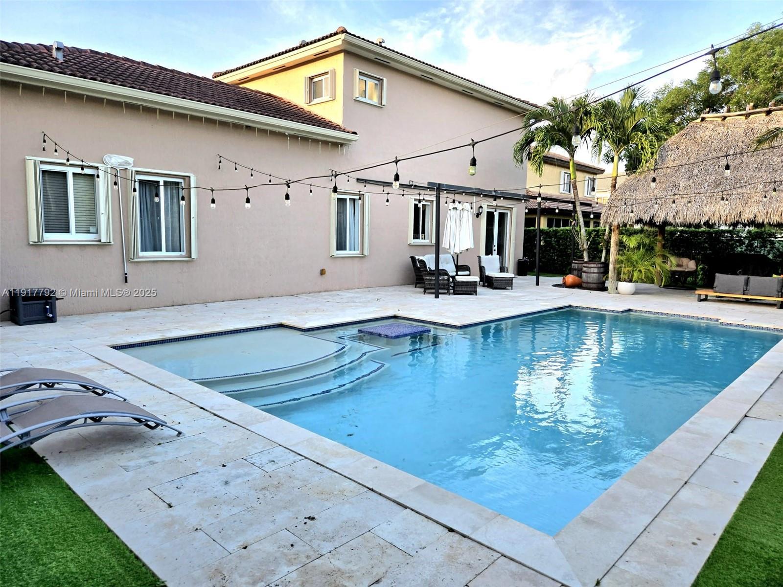 PALM ISLE ESTATES - Residential