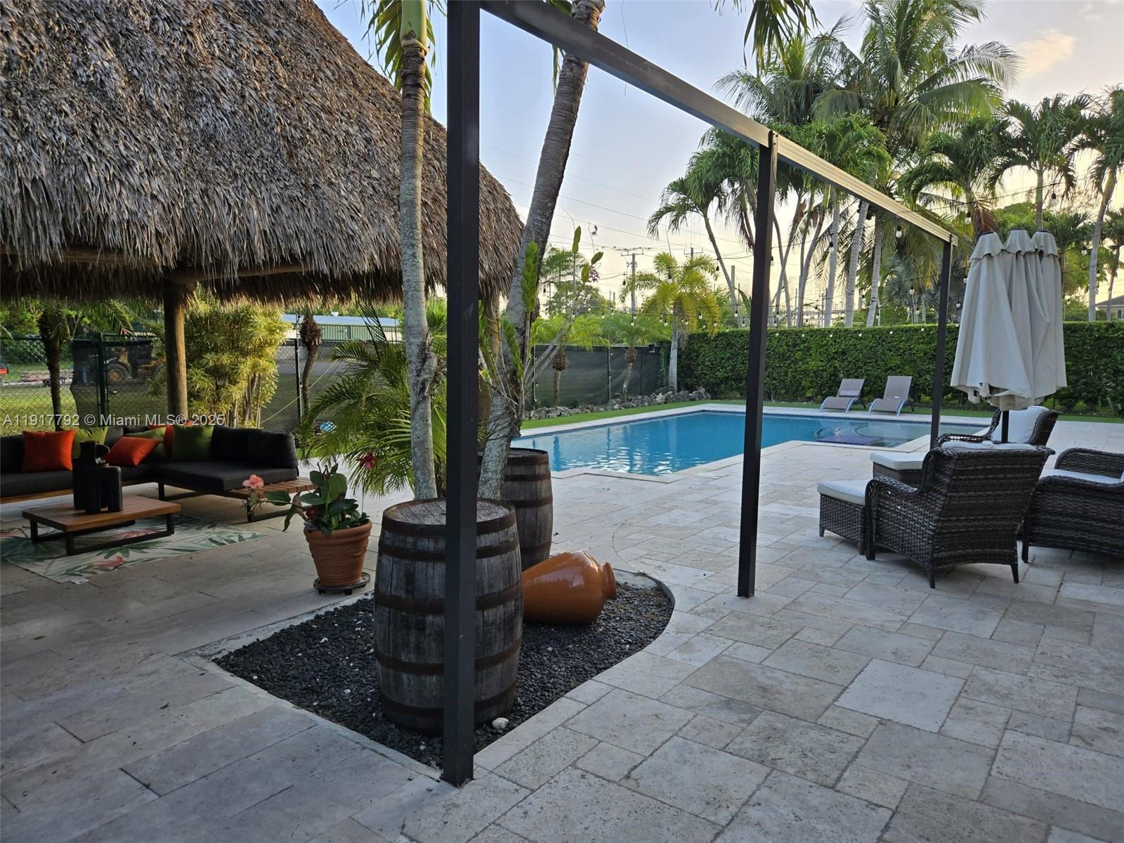 PALM ISLE ESTATES - Residential