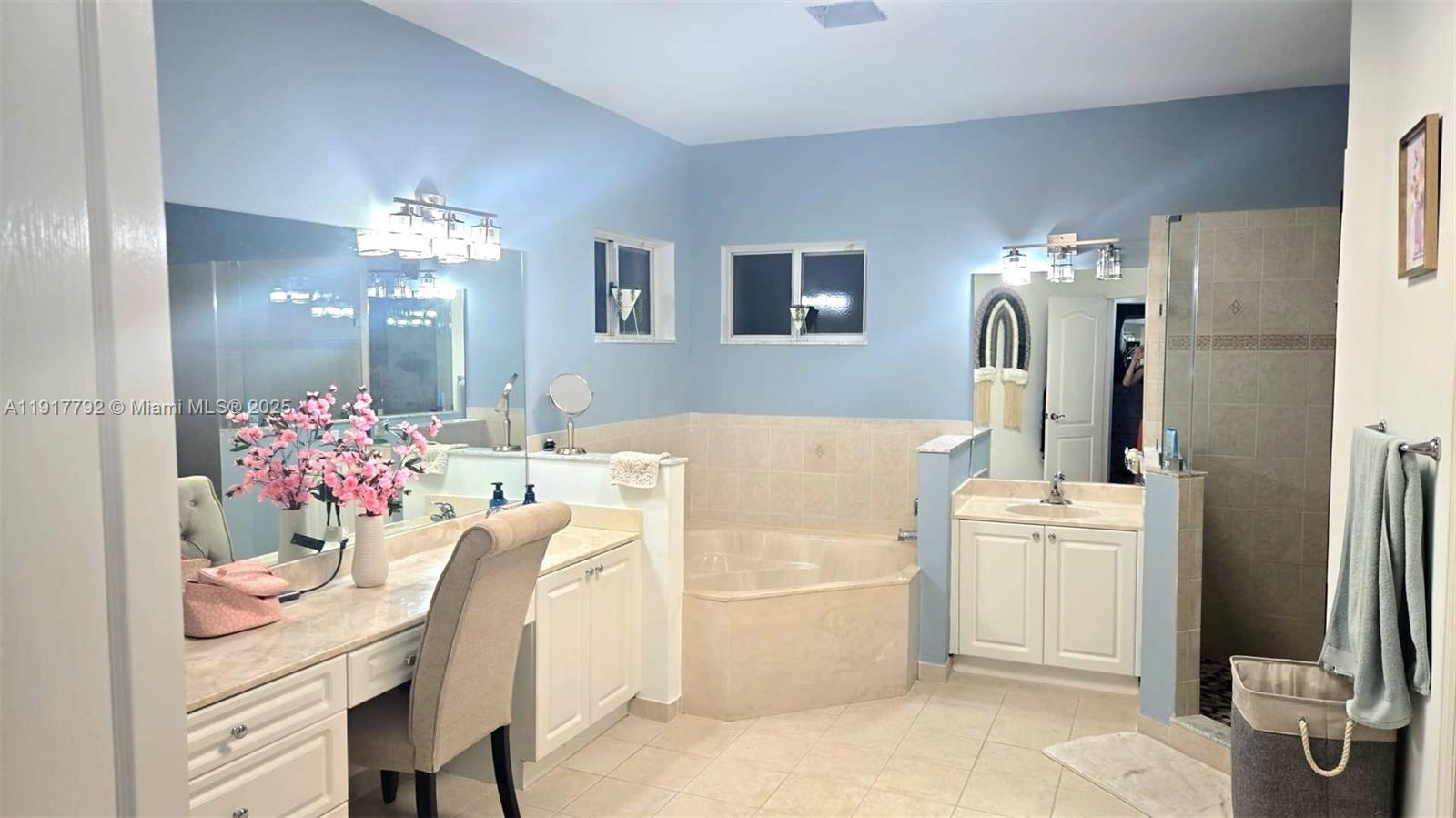 PALM ISLE ESTATES - Residential