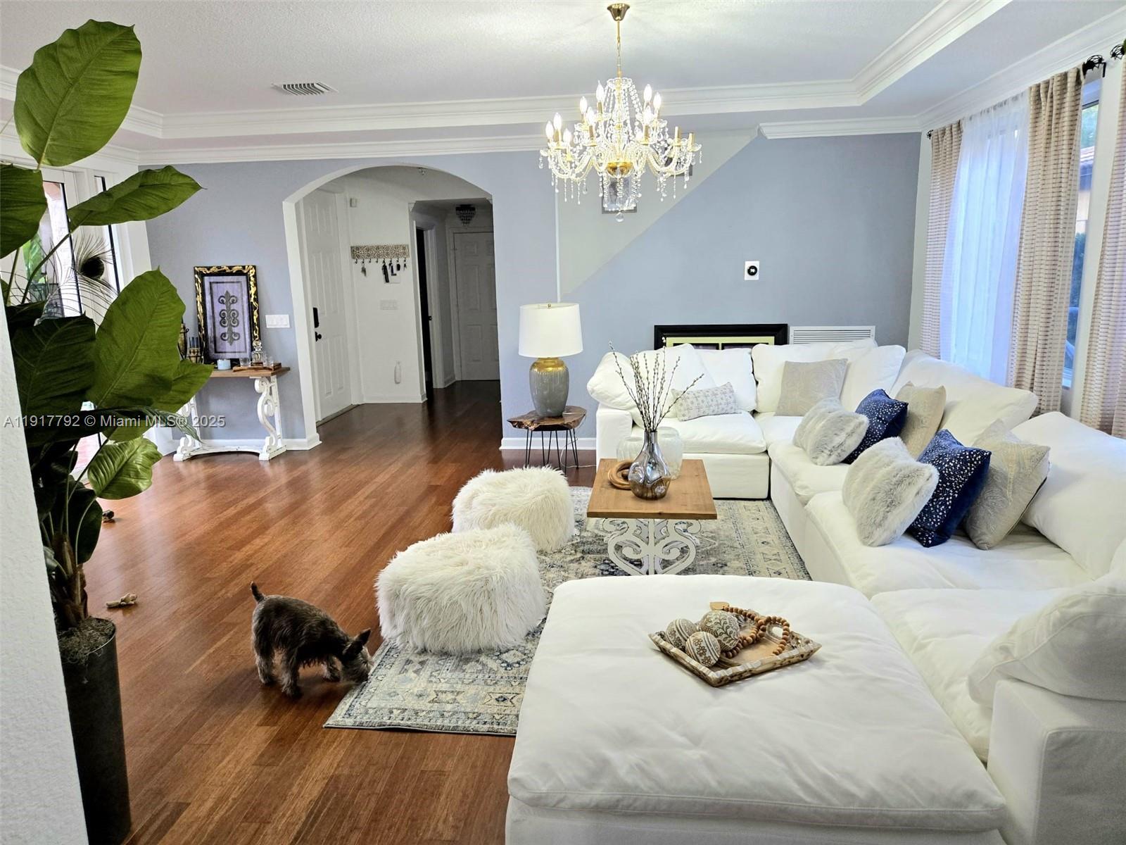 PALM ISLE ESTATES - Residential