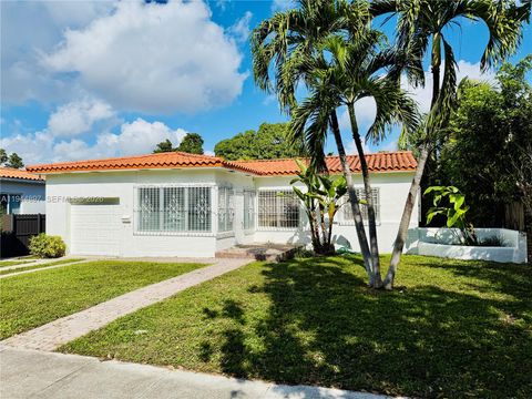 2151 SW 21st Ter Miami FL 33145