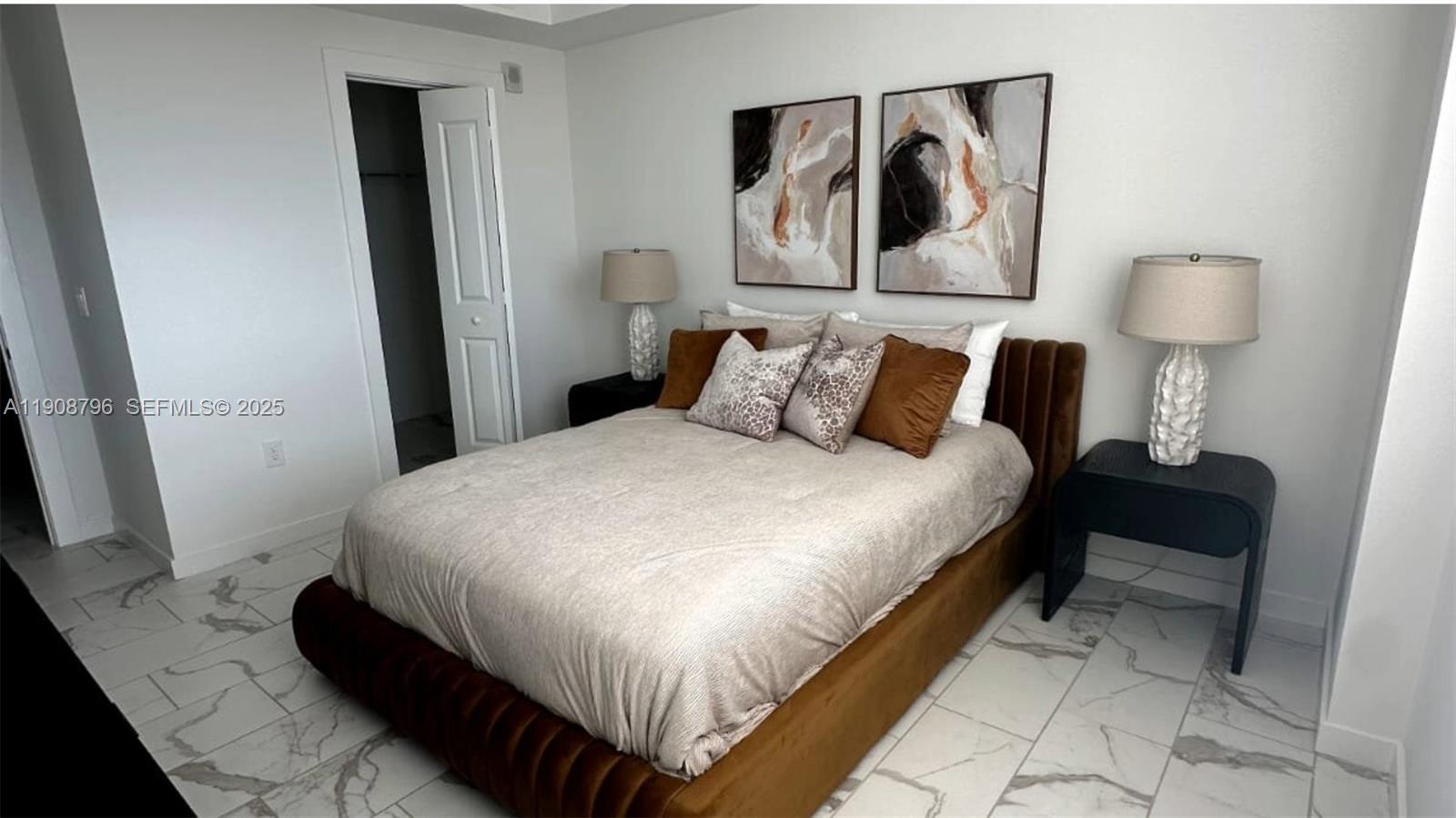 SPANISH RIVER LAND CO A - Residential Lease