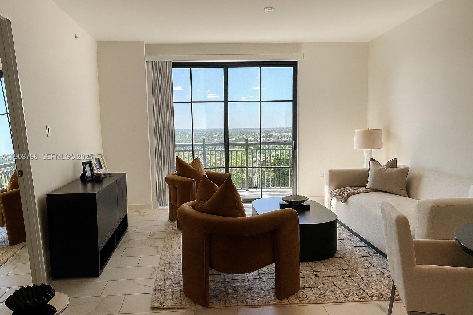 SPANISH RIVER LAND CO A - Residential Lease