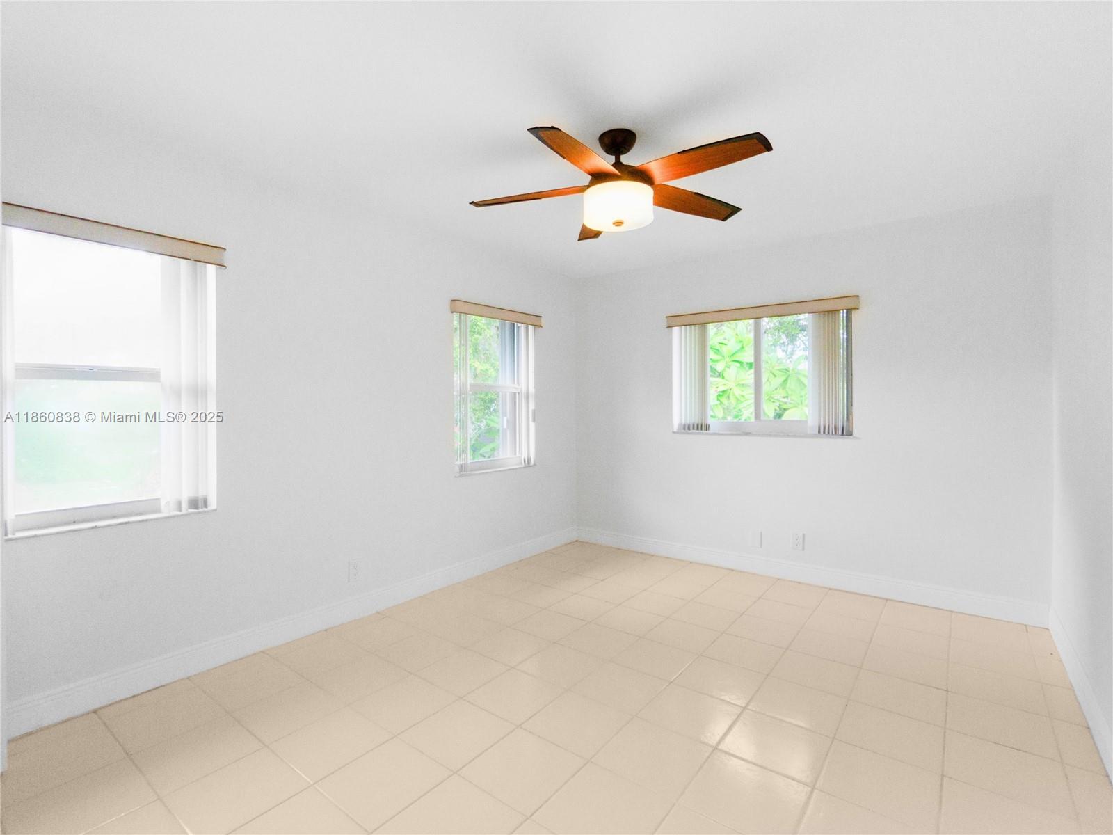 SAGA BAY SEC 1 PT 9 - Residential Lease