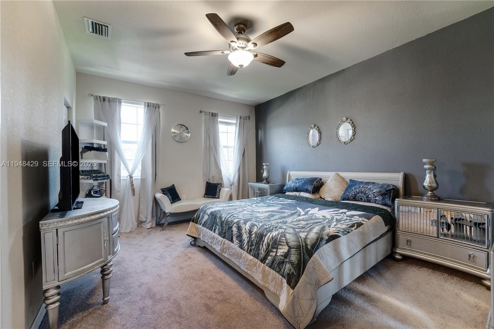 KENDALL COMMONS TOWNHOMES - Residential