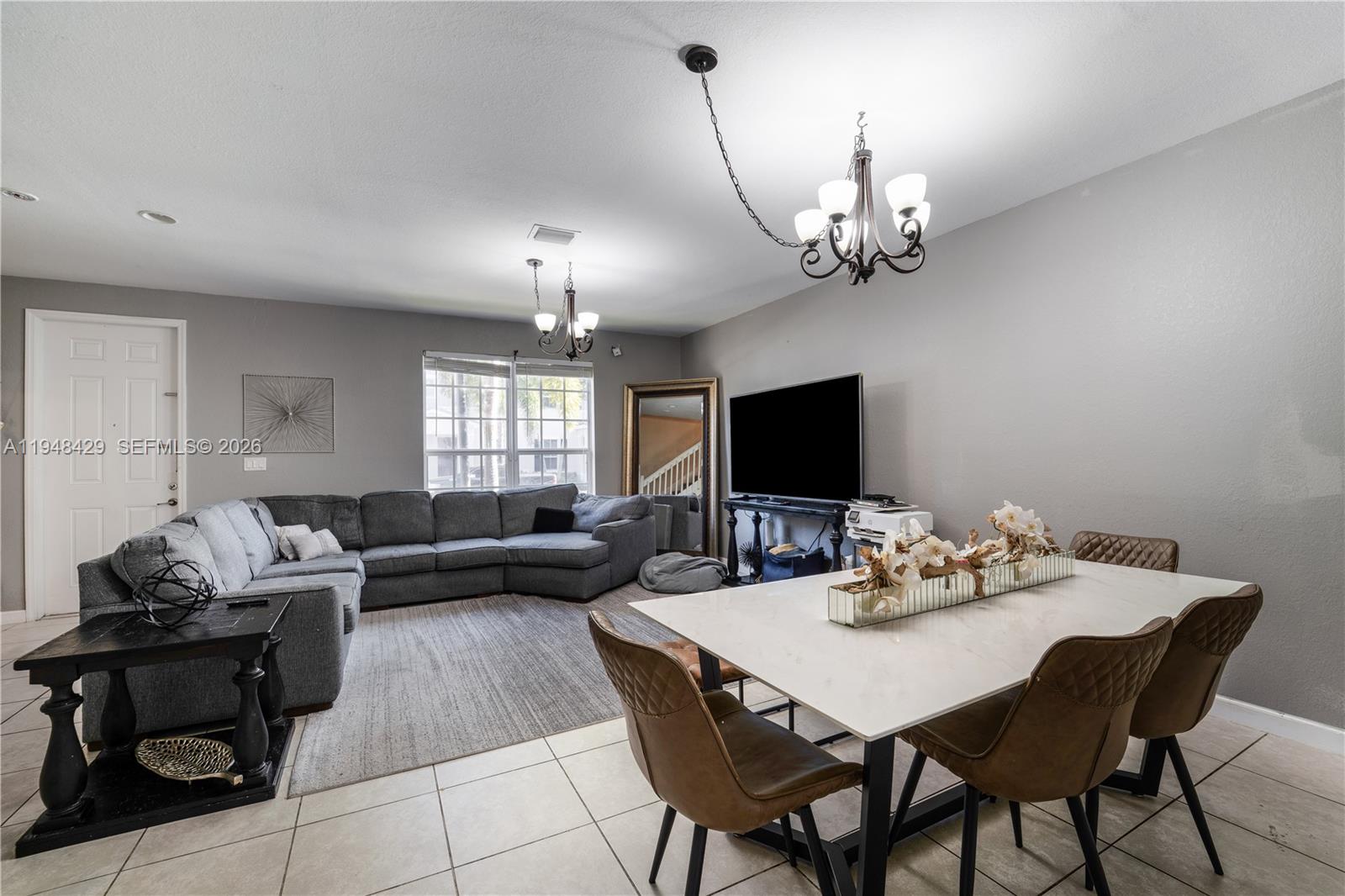 KENDALL COMMONS TOWNHOMES - Residential