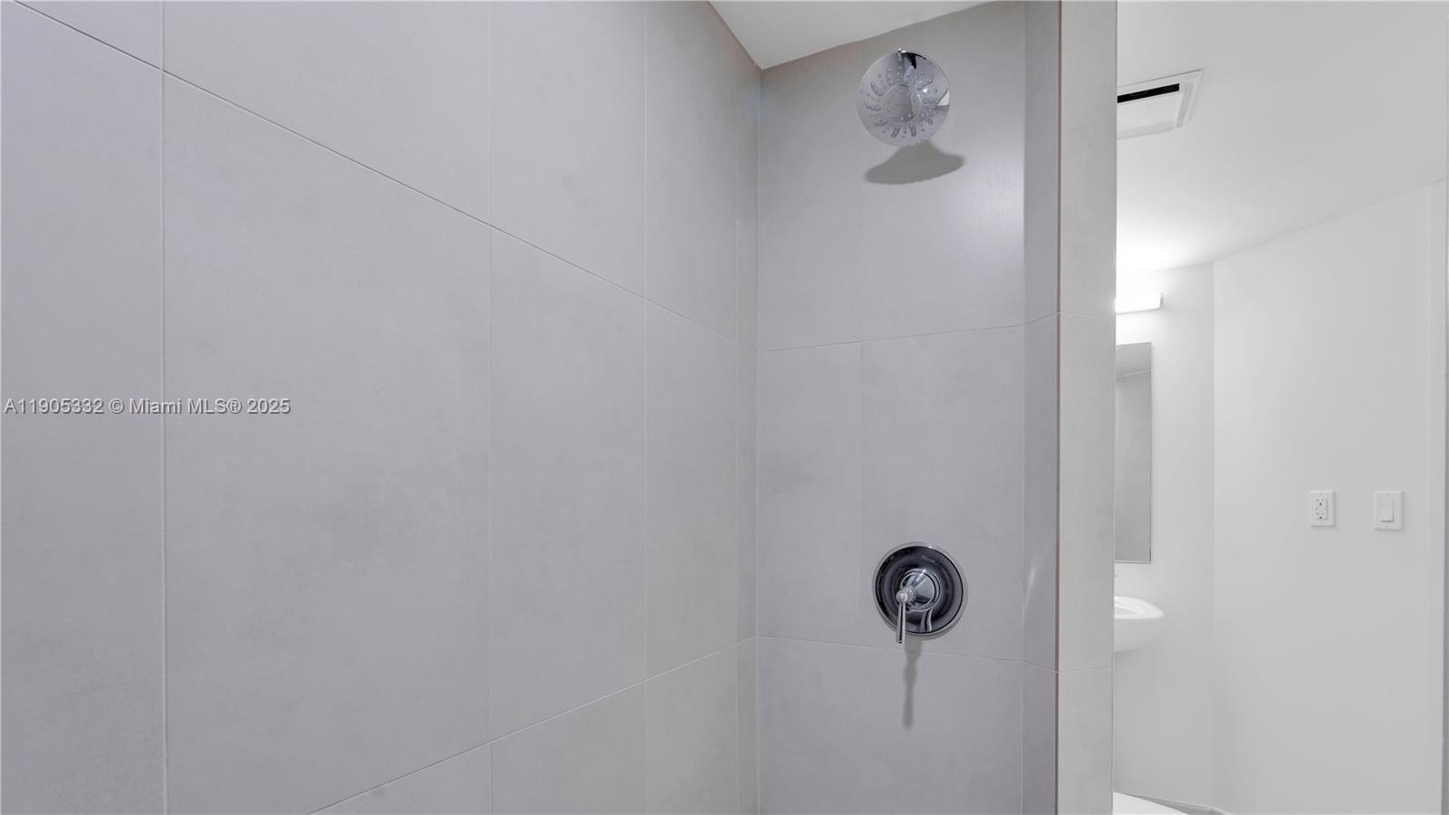 The Hamilton - Residential Lease