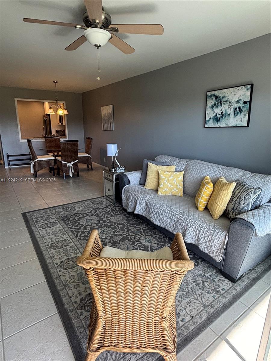 NO 3 PALM-AIRE COUNTRY CL - Residential Lease