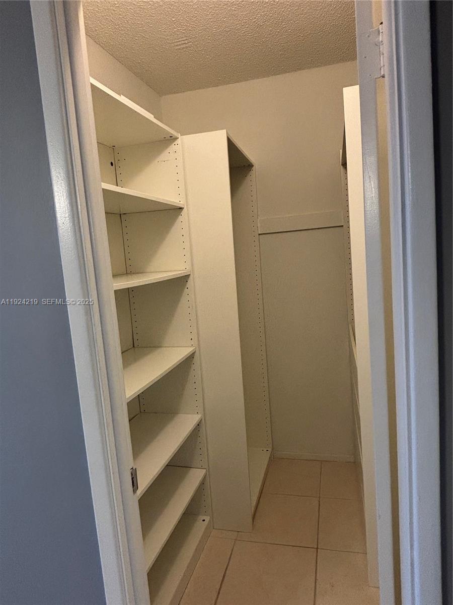 NO 3 PALM-AIRE COUNTRY CL - Residential Lease