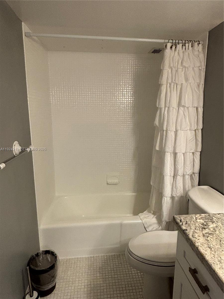 NO 3 PALM-AIRE COUNTRY CL - Residential Lease