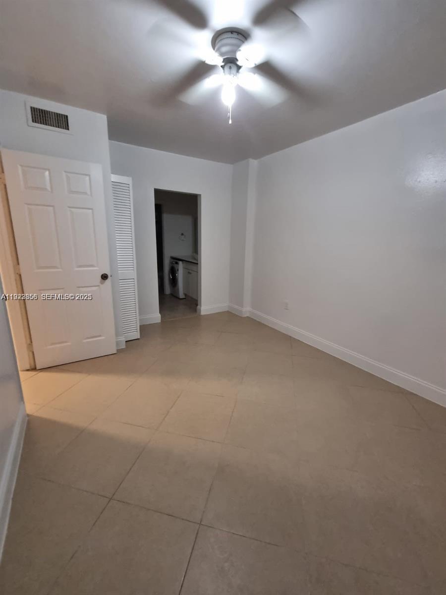 BISCAYNE COVE CONDO - Residential