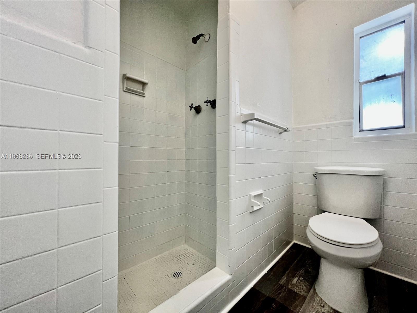 COLONIAL PLAZA CONDO - Residential