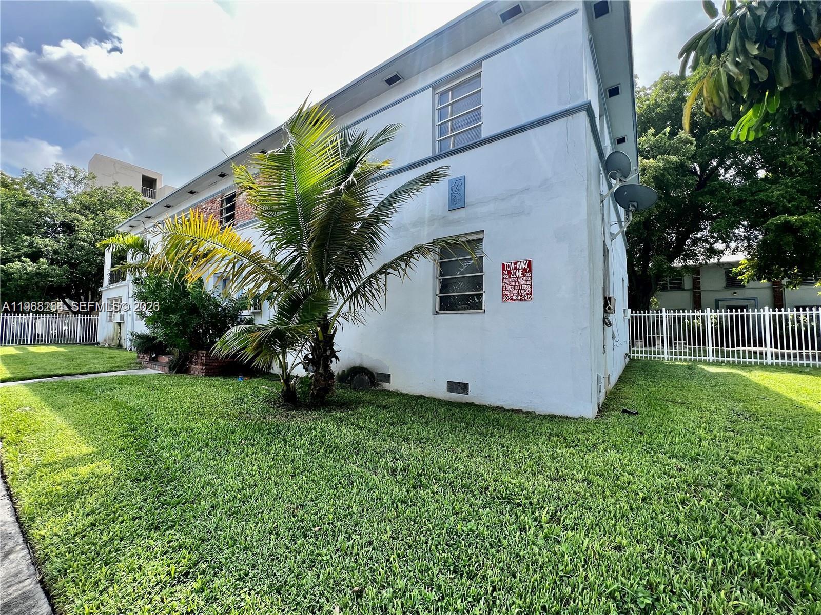 COLONIAL PLAZA CONDO - Residential