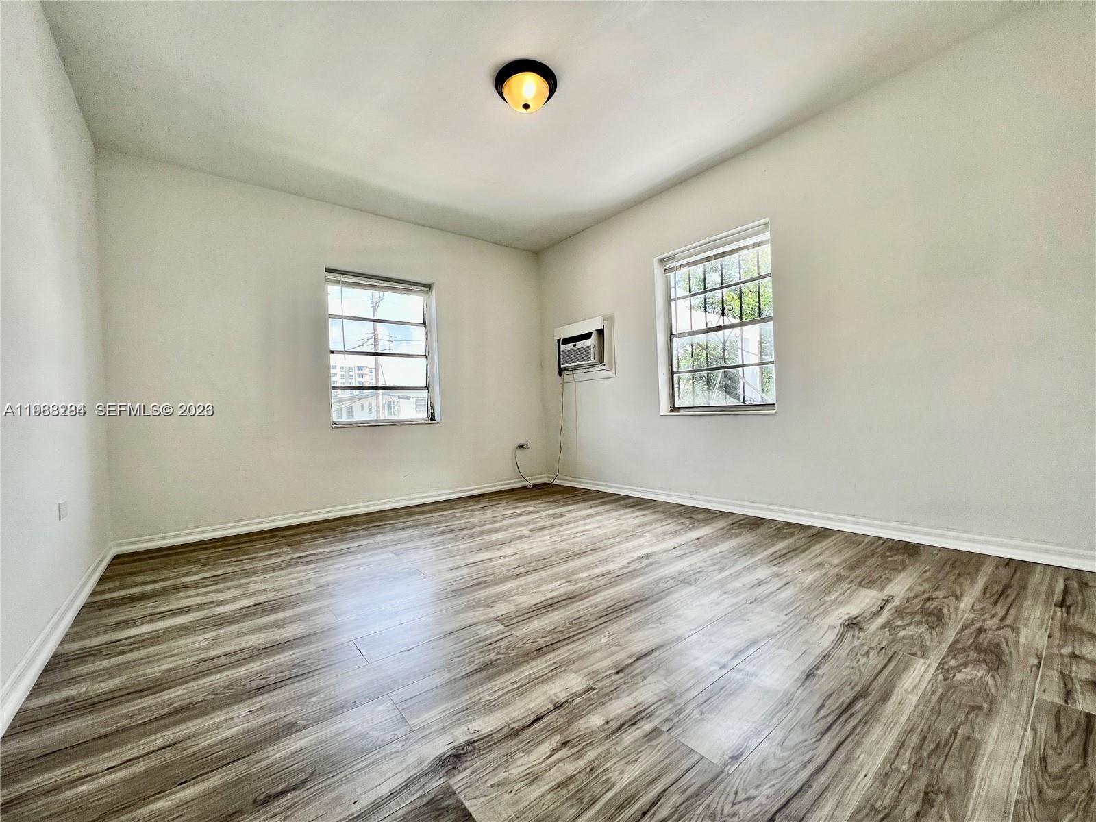 COLONIAL PLAZA CONDO - Residential