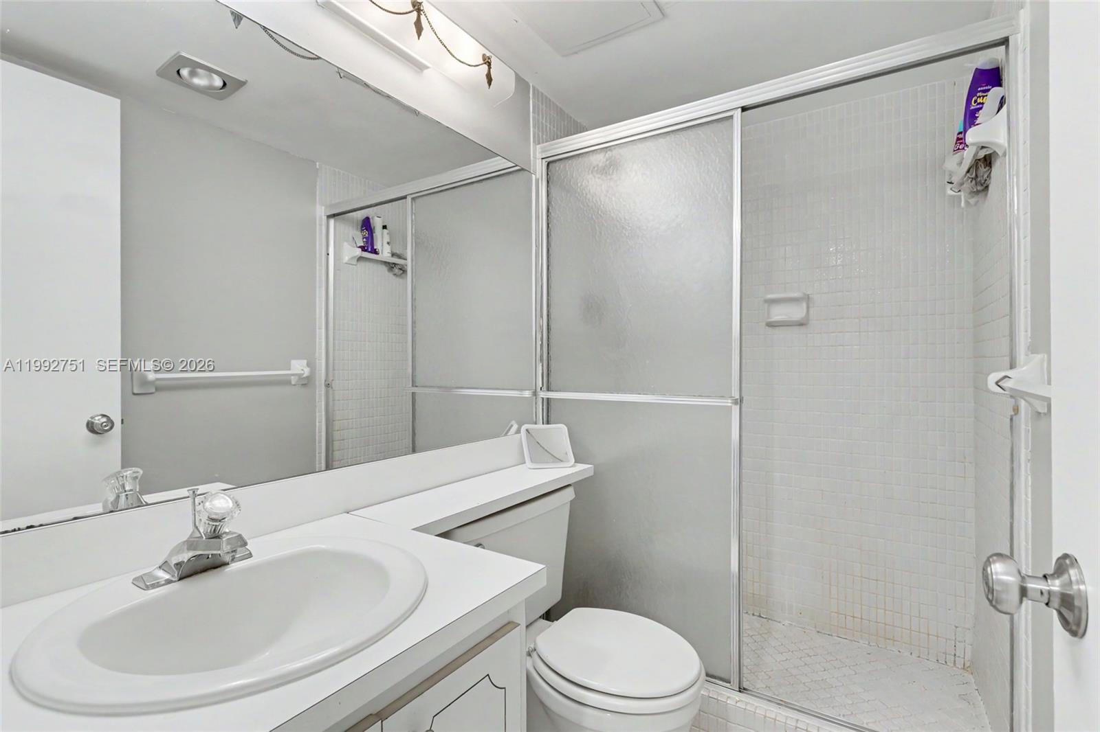 ISLAND CLUB ONE CONDO - Residential