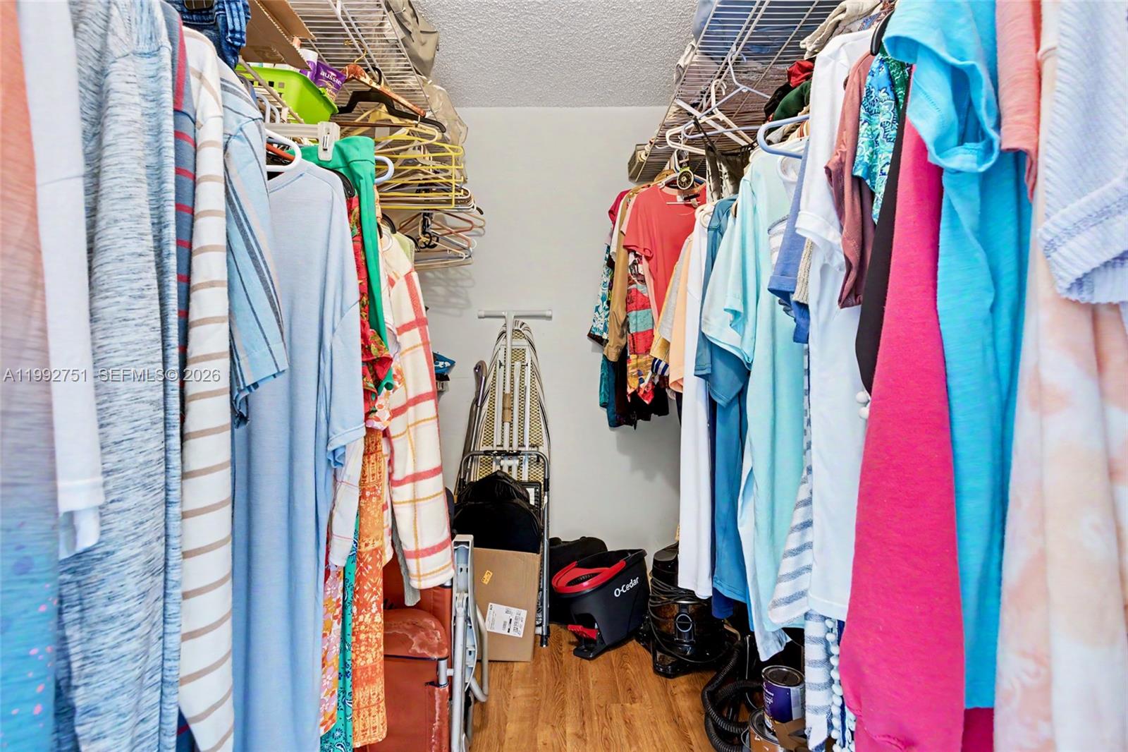 ISLAND CLUB ONE CONDO - Residential