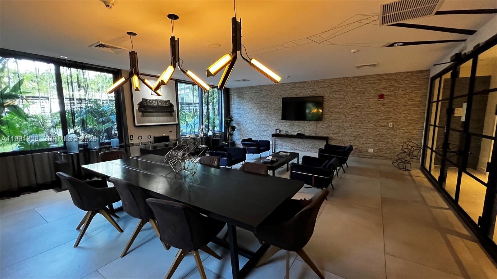 3401 MIDTOWN CONDO - Residential