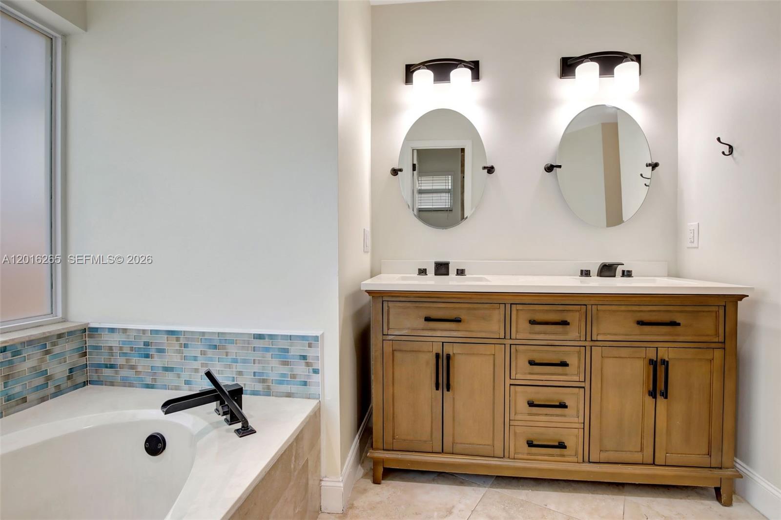 ARBORETUM AT DAVIE - Residential Lease